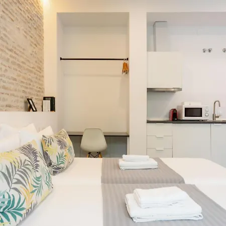 Dolium Apartments Seville Exterior photo